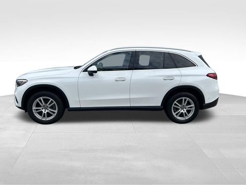 Certified 2023 Mercedes-Benz GLC 300 4MATIC image 2
