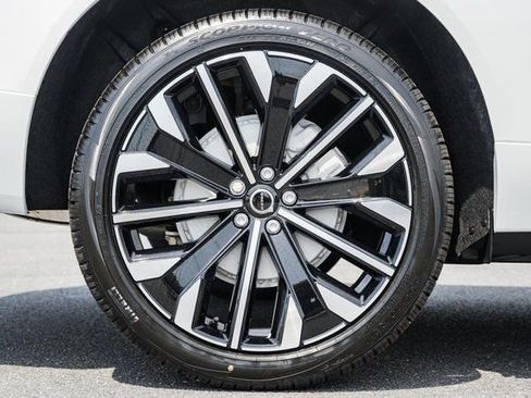 Used 2026 Volvo XC60 B5 Ultra w/ Protection Package Premier image 16