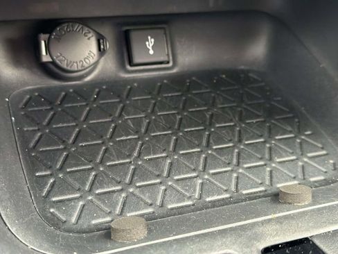 Certified 2022 Toyota RAV4 XLE Premium image 19