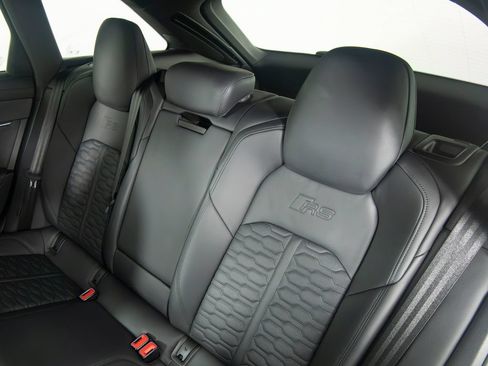 Used 2025 Audi RS 6 performance AWD/4WD image 41