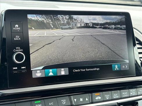 Used 2025 Honda Odyssey Sport-L image 12