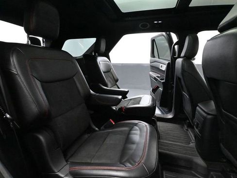 Used 2022 Ford Explorer ST-Line w/ Class IV Trailer Tow Package image 47