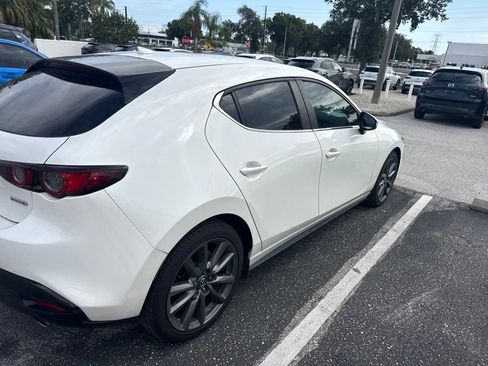 Used 2020 MAZDA MAZDA3 Hatchback w/ Preferred Package FWD image 14