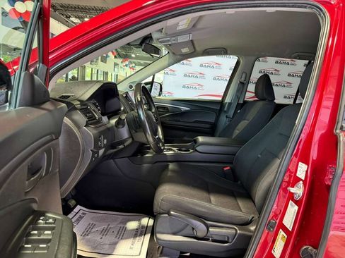 Used 2025 Honda Ridgeline Sport image 29