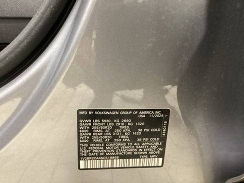 Certified 2025 Volkswagen Atlas SEL image 28