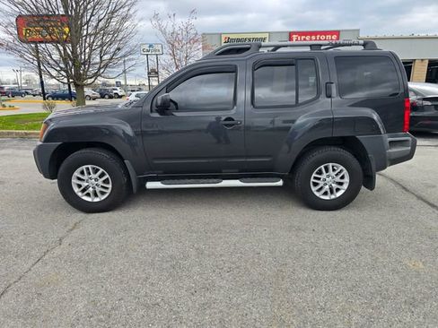 Used 2015 Nissan Xterra S image 6