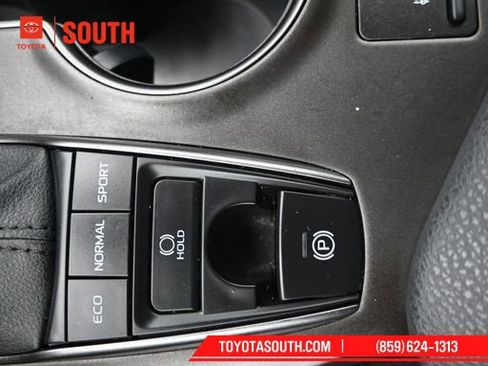 Used 2023 Toyota Camry XSE image 18