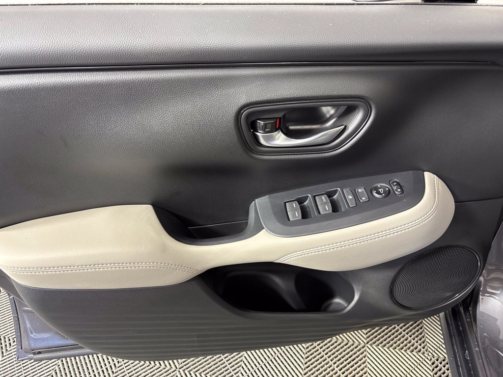 Used 2027 Honda HR-V LX image 26