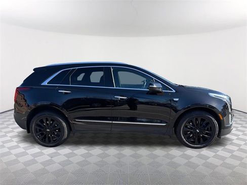 Used 2021 Cadillac XT5 Premium Luxury image 4