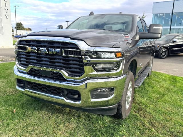 Used 2026 RAM 2500 Big Horn AWD/4WD image 5