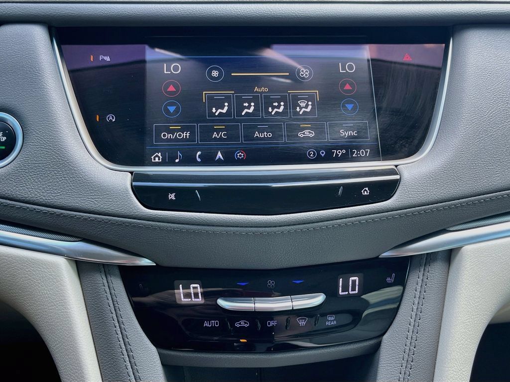 Used 2022 Cadillac XT5 Premium Luxury w/ LPO, Floor Liner Package FWD image 16