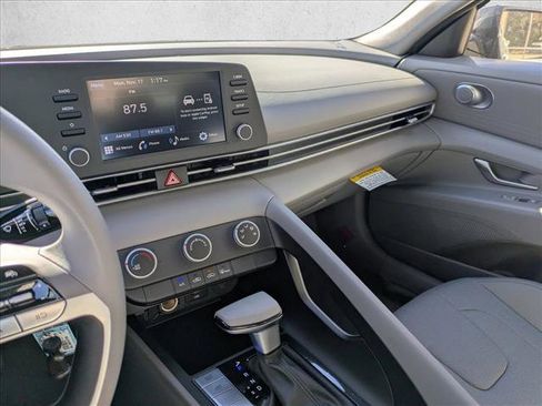 New 2026 Hyundai Elantra SE w/ Cargo Package image 13
