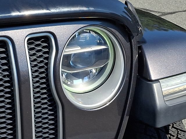 Used 2019 Jeep Wrangler Unlimited Sahara AWD/4WD image 9