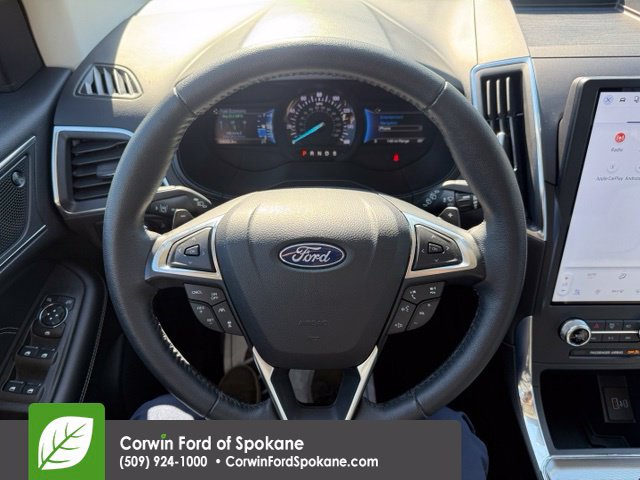 Certified 2024 Ford Edge Titanium w/ Equipment Group 301A AWD/4WD image 26