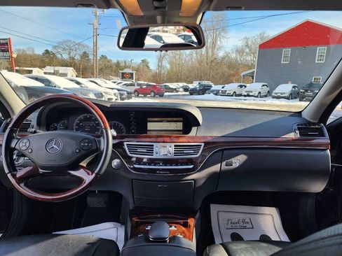 Used 2013 Mercedes-Benz S 350 S 350 BlueTEC 4MATIC Sedan 4D image 17