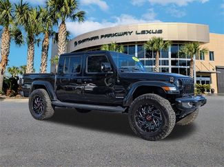 Used 2022 Jeep Gladiator Overland video 2