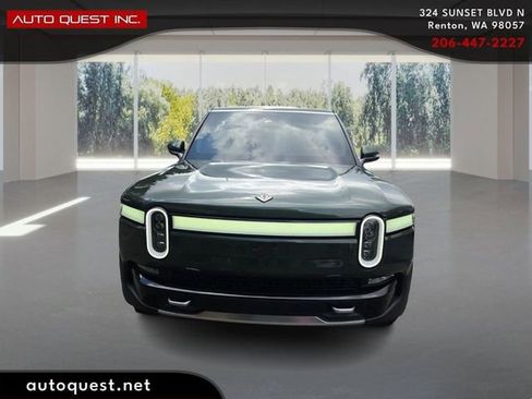 Used 2024 Rivian R1S Adventure AWD/4WD image 2