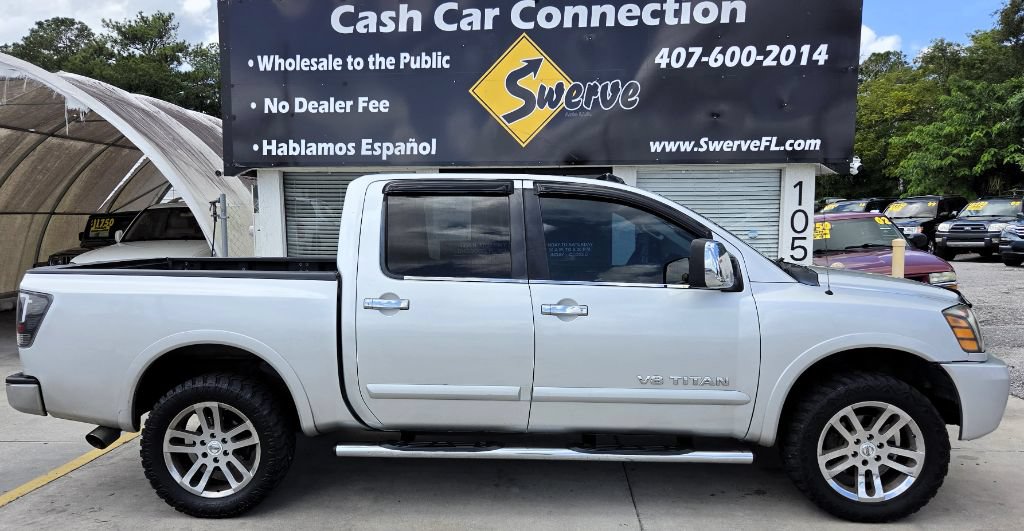 Used 2014 Nissan Titan SL AWD/4WD image 6
