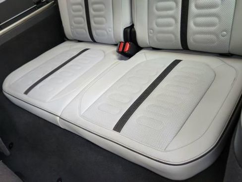 Used 2024 Rivian R1S Adventure image 32