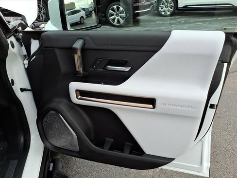 Used 2024 GMC Hummer EV 3X w/ Extreme Off-Road Package AWD/4WD image 27