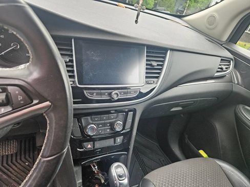 Used 2019 Buick Encore Preferred FWD image 9
