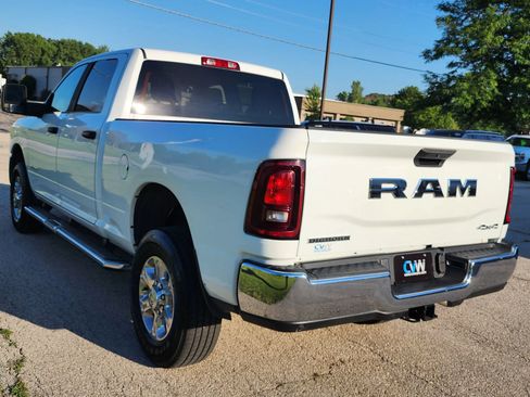 Used 2025 RAM 2500 Big Horn AWD/4WD image 12