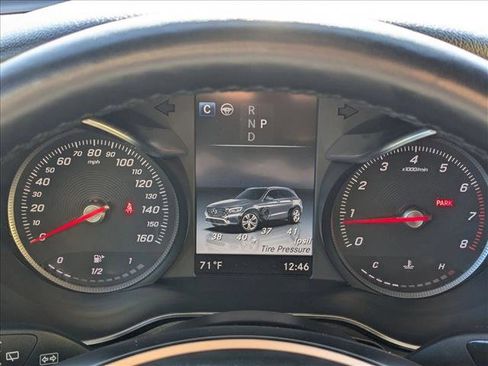 Used 2018 Mercedes-Benz GLC 300 4MATIC image 11
