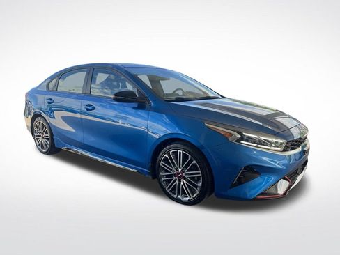 Certified 2022 Kia Forte GT w/ GT2 Package FWD image 3