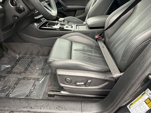 Used 2024 Audi Q5 e Prestige image 13