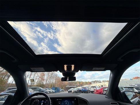 Used 2021 Mercedes-Benz GLE 350 4MATIC image 16