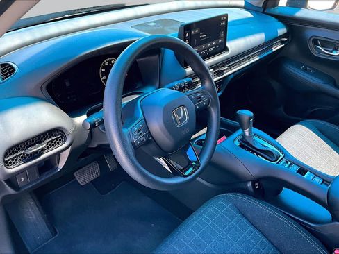 Used 2026 Honda HR-V LX image 18