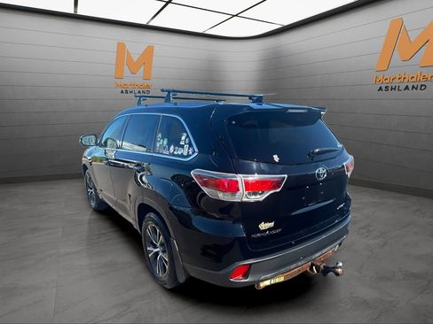 Used 2016 Toyota Highlander XLE AWD/4WD image 3