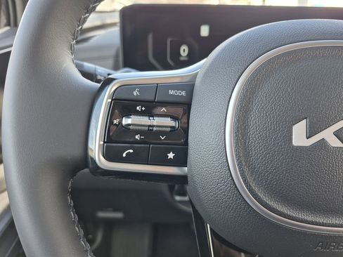 New 2026 Kia Carnival SX FWD image 19