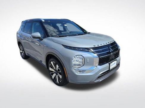 New 2025 Mitsubishi Outlander SEL image 7
