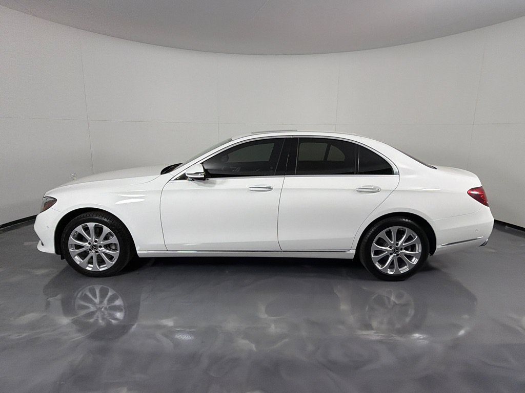 Used 2019 Mercedes-Benz E 300 4MATIC w/ Premium 1 Package image 8