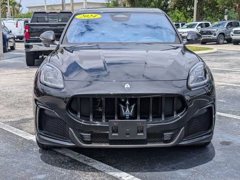 Used 2024 Maserati Grecale Trofeo AWD/4WD image 2