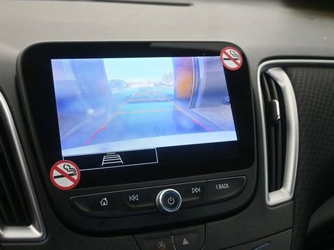 Used 2025 Chevrolet Malibu LT image 29