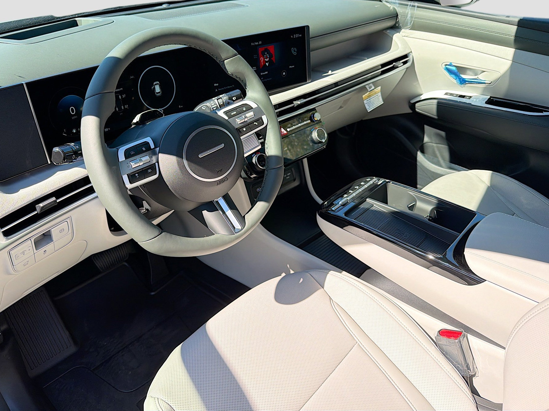 New 2026 Hyundai Tucson Limited FWD image 23