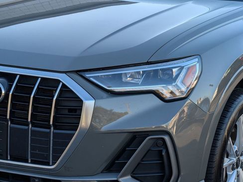 Used 2024 Audi Q3 2.0T Premium image 11