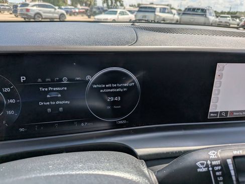 Certified 2026 Kia Seltos EX FWD image 35