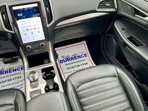 Used 2024 Ford Edge SEL image 17