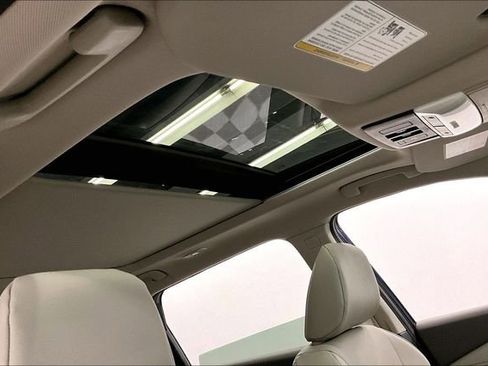 New 2026 Nissan Rogue SV FWD image 37