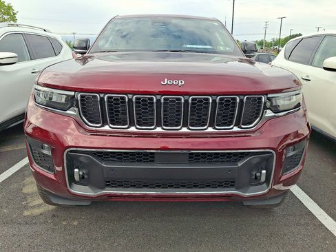 Used 2024 Jeep Grand Cherokee Overland w/ Trailer Tow Package AWD/4WD image 2