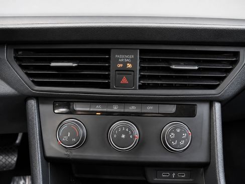 Used 2024 Volkswagen Jetta S FWD image 32