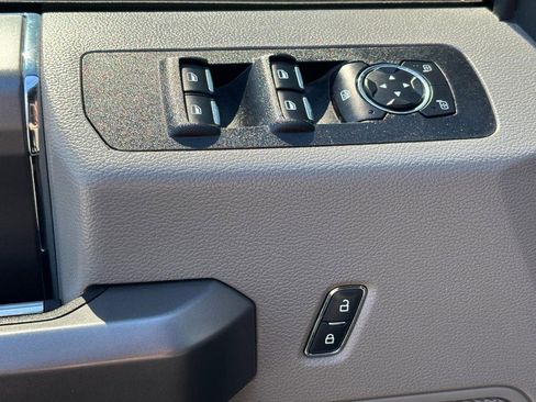 Used 2020 Ford F150 XLT w/ Equipment Group 302A Luxury AWD/4WD image 18