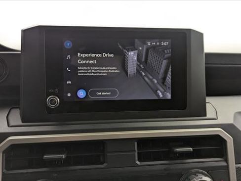 Used 2025 Toyota Tacoma SR image 27