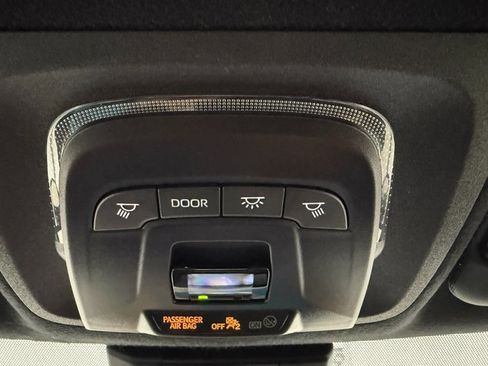 Used 2024 Toyota Corolla SE image 22