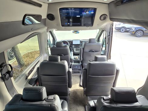 New 2026 Ford Transit 250 148 High Roof Extended AWD image 16