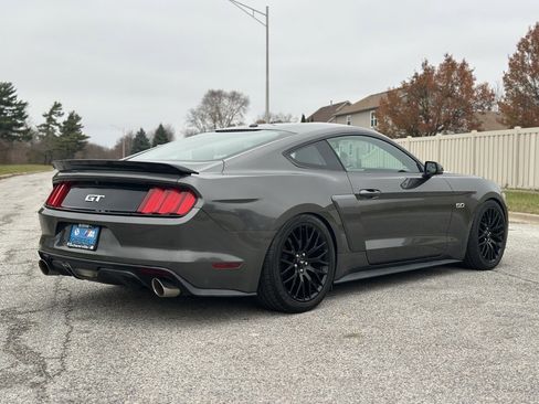 Used 2015 Ford Mustang GT Premium image 7