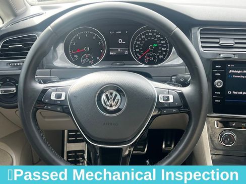 Used 2018 Volkswagen Golf Alltrack S image 22